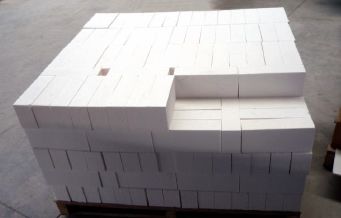 高温産業炉用アルミナホールボール