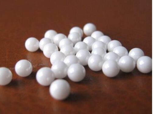 高密度、超低摩耗のイットリア安定化ジルコニアビーズ、優れた粉砕効率と長寿命を実現