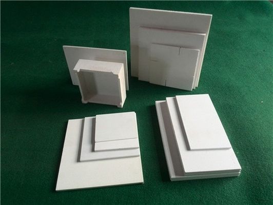 高い純度のアルミナ炉の家具2mmの厚さ3.6g/cm3密度