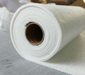 貯蔵タンク、容器および他の装置の絶縁材のために適したエアロゲルの断熱毛布